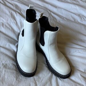 Sincerely Jules White Leather Boots